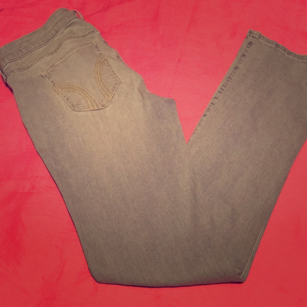 Light wash Hollister boot cut jeans. Size 13 Long